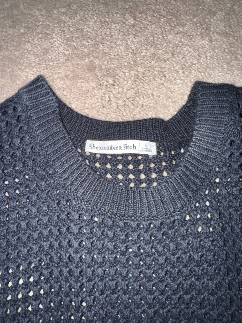 Abercrombie & Fitch Black Open-Knit Crewneck Sweater Vest - Picture 2 of 5